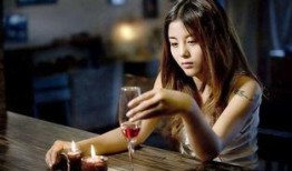 娱乐吃瓜酱浪漫喝酒,娱乐吃瓜酱的醉人时光