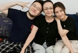 娱乐八卦吃瓜直播视频,直播吃瓜，带你领略明星真实生活